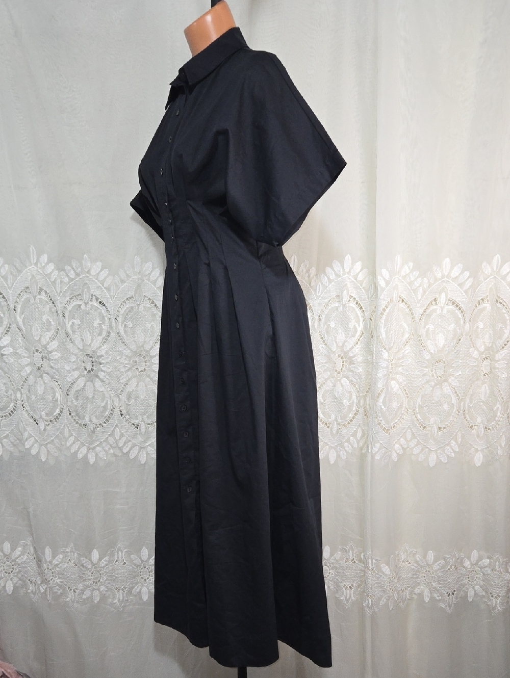 Exquise Tobie Solid Black Button-Front Midi Dress Sz Small Shirt Dress - Picture 3 of 6